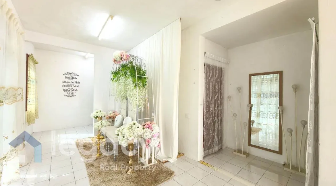 rumah-setingkat-untuk-dijual-seri-iskandar-perdana-seri-iskandar-09