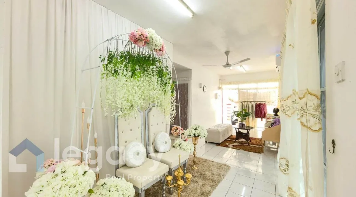rumah-setingkat-untuk-dijual-seri-iskandar-perdana-seri-iskandar-10