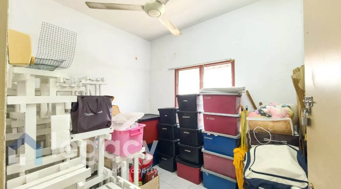 rumah-setingkat-untuk-dijual-seri-iskandar-perdana-seri-iskandar-16