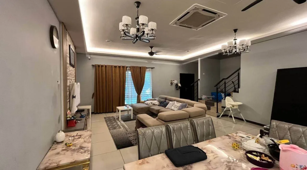 rumah-teres-2-tingkat-untuk-dijual-desa-lang-indah-ipoh-03