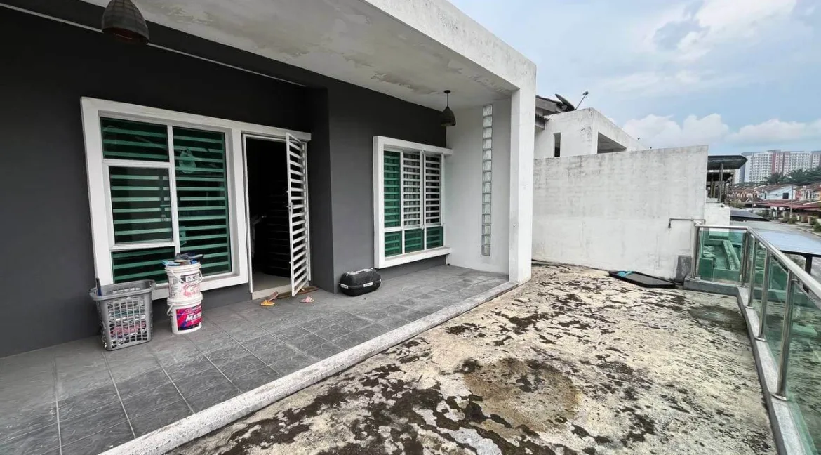 rumah-teres-2-tingkat-untuk-dijual-desa-lang-indah-ipoh-14