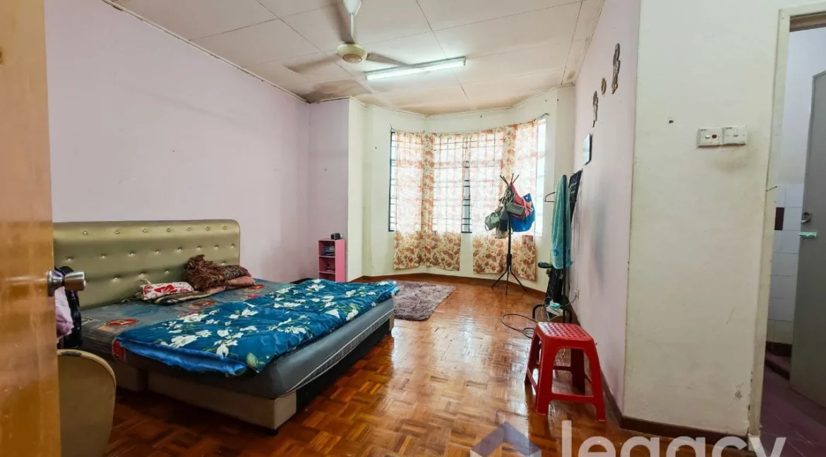 rumah-teres-2-tingkat-untuk-dijual-taman-impiana-kuala-kangsar-11