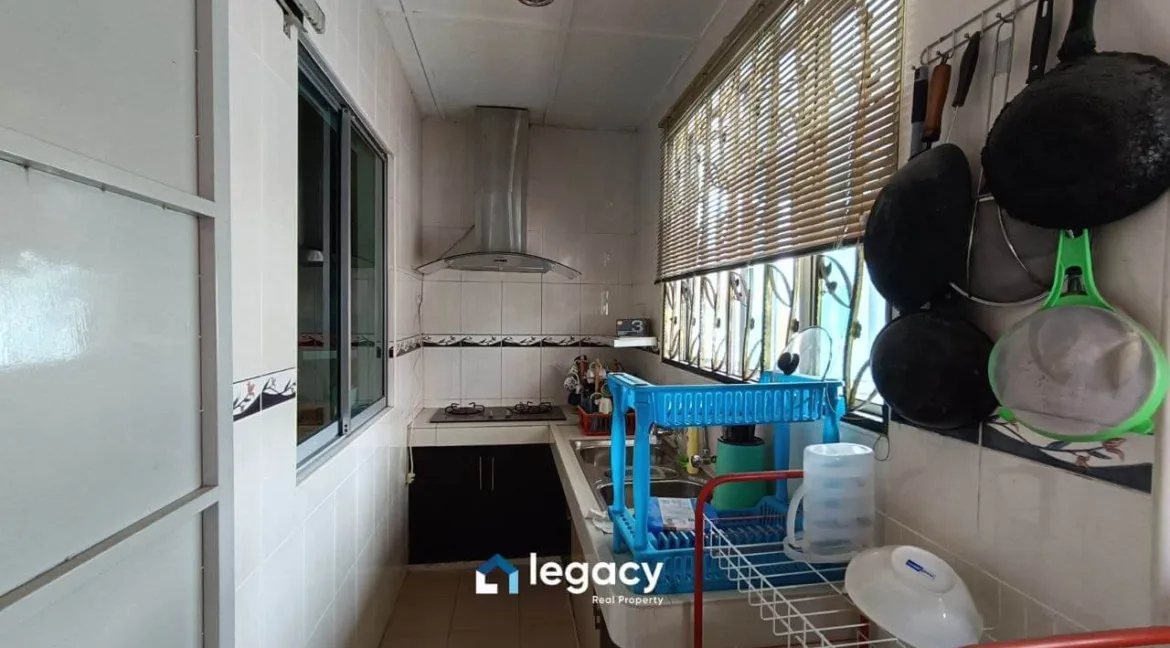 rumah-teres-2-tingkat-untuk-dijual-taman-tasek-mutiara-ipoh-08