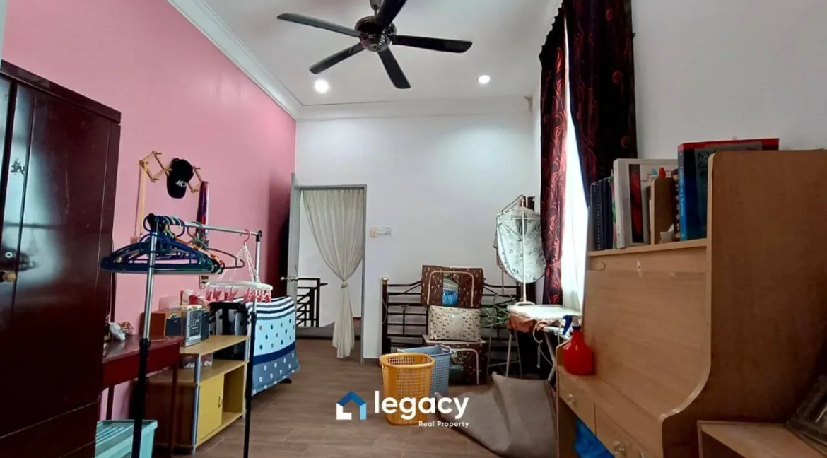 rumah-teres-2-tingkat-untuk-dijual-taman-tasek-mutiara-ipoh-14