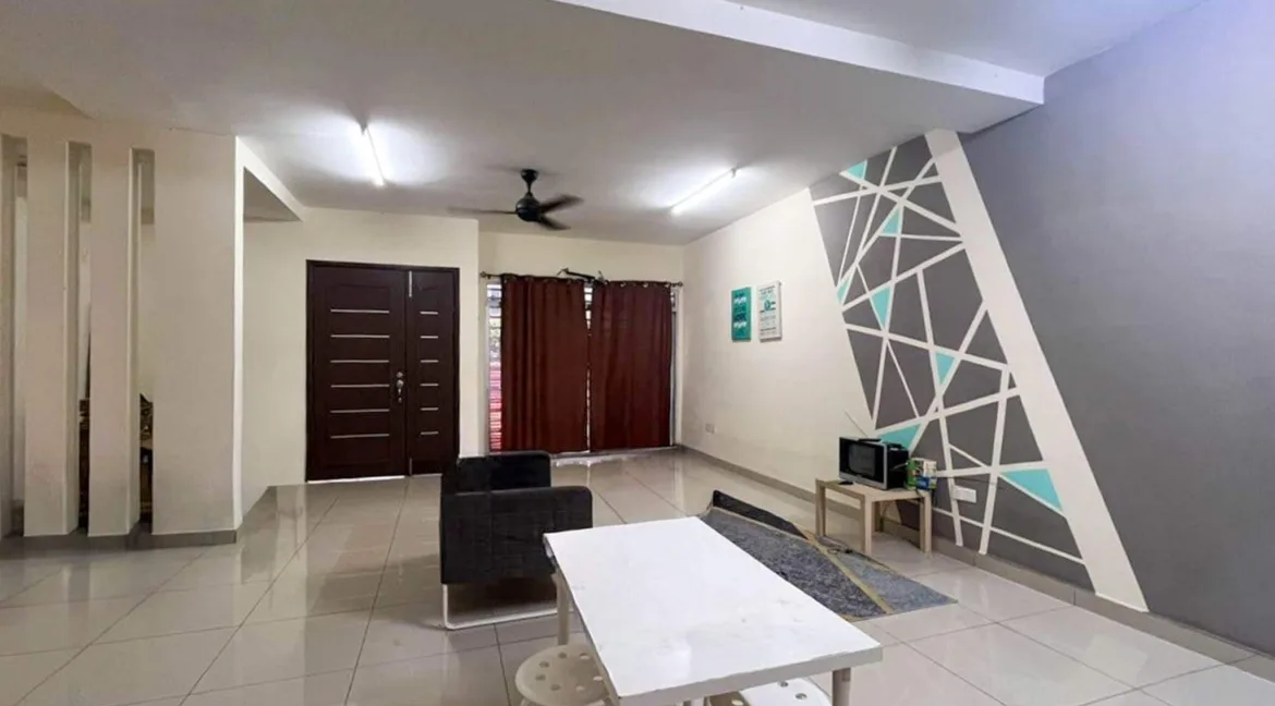 rumah-teres-dua-tingkat-untuk-dijual-meru-perdana-2-ipoh-08