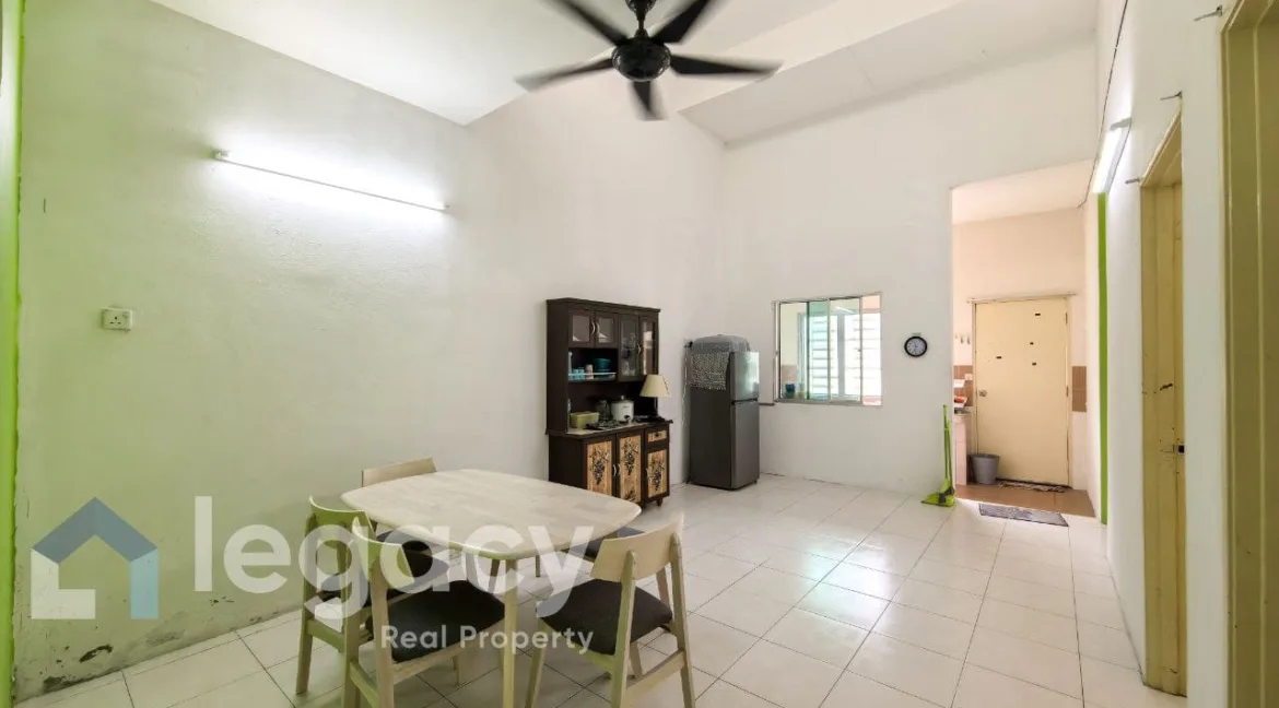 rumah-teres-setingkat-untuk-dijual-bandar-universiti-07