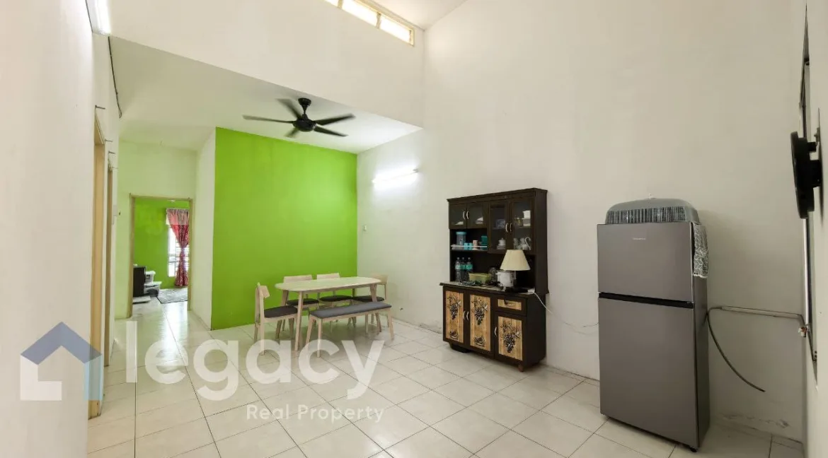 rumah-teres-setingkat-untuk-dijual-bandar-universiti-09