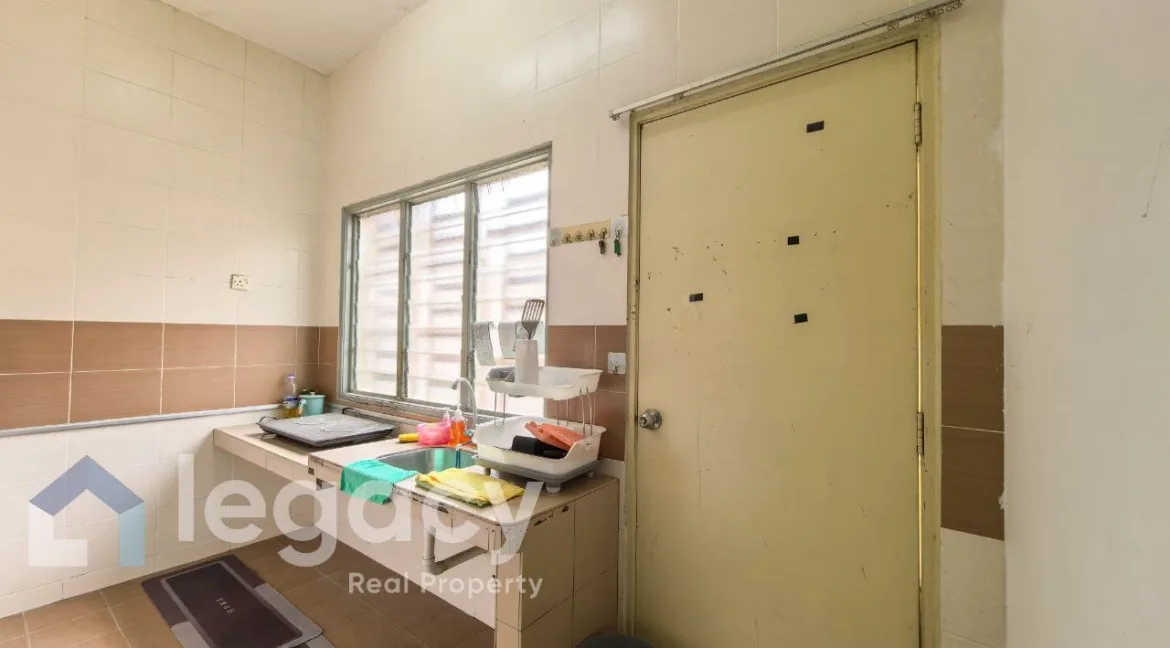 rumah-teres-setingkat-untuk-dijual-bandar-universiti-10