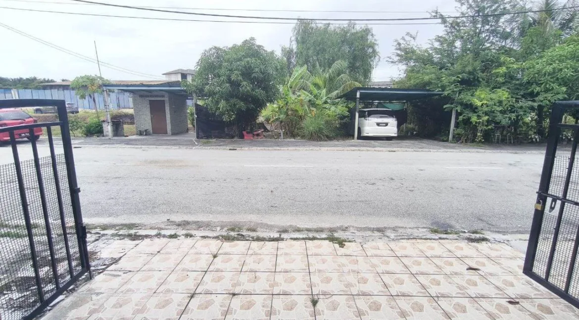 rumah-teres-setingkat-untuk-dijual-di-pengkalan-harmoni-ipoh-03