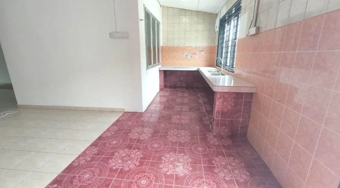 rumah-teres-setingkat-untuk-dijual-di-pengkalan-harmoni-ipoh-09