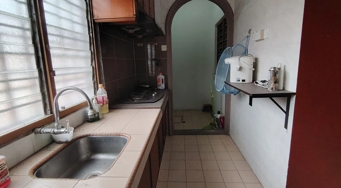 rumah-teres-setingkat-untuk-dijual-di-taman-batu-gajah-perdana-batu-gajah-09
