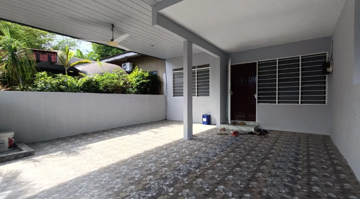 rumah-teres-setingkat-untuk-dijual-taman-anda-ipoh-04