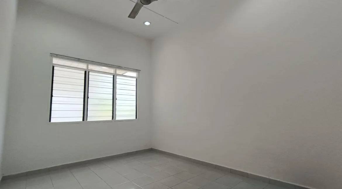 rumah-teres-setingkat-untuk-dijual-taman-anda-ipoh-14