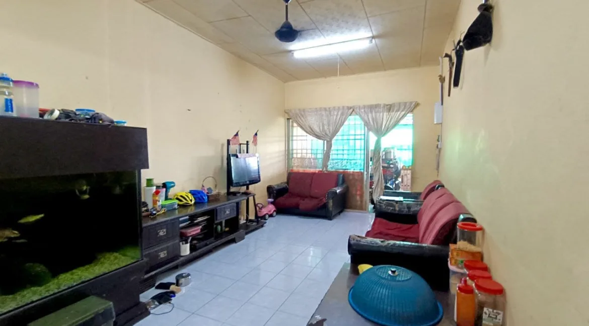 rumah-teres-setingkat-untuk-dijual-taman-chepor-damai-chemor-04