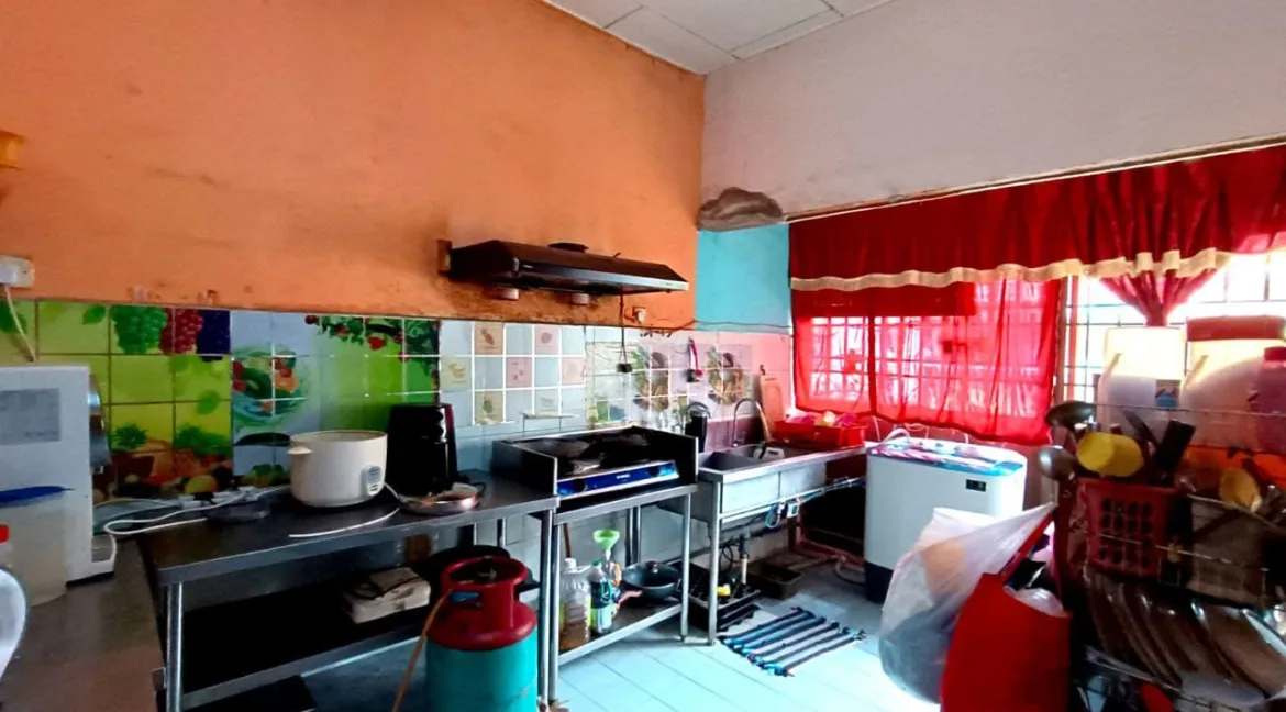 rumah-teres-setingkat-untuk-dijual-taman-chepor-damai-chemor-05