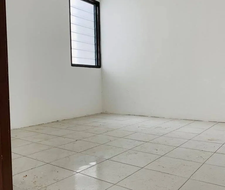rumah-teres-setingkat-untuk-dijual-taman-kinding-perdana-tanjung-rambutan-09