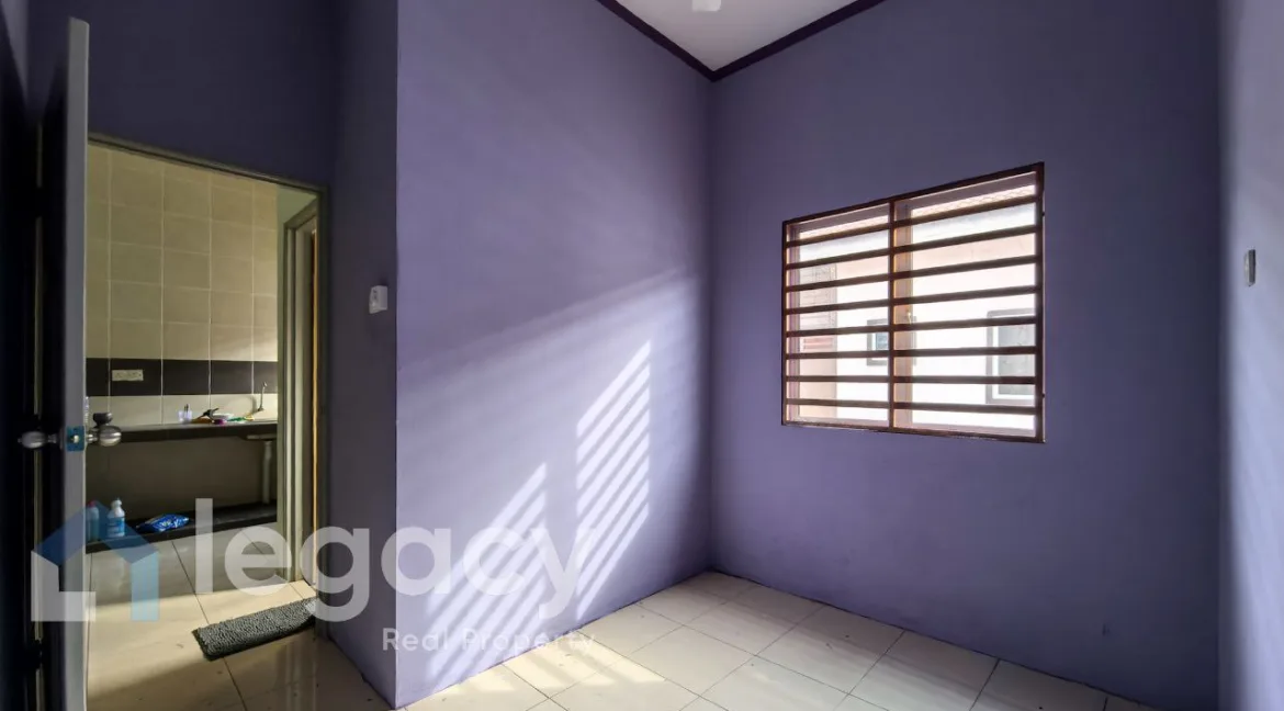 rumah-teres-setingkat-untuk-dijual-taman-seri-wangsa-2-seri-manjung-08