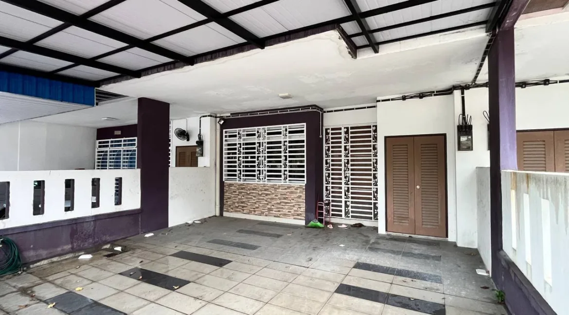 teres-2-tingkat-untuk-dijual-taman-meru-perdana-2-ipoh-03