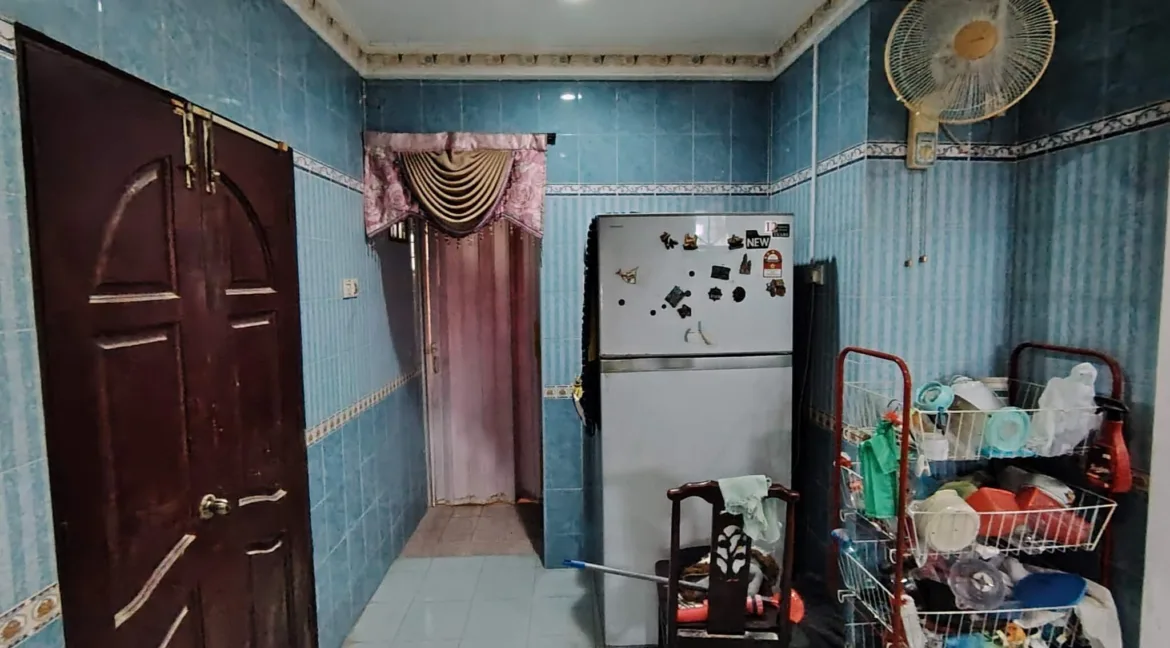 rumah-banglo-dua-tingkat-untuk-dijual-manjoi-tambahan-ipoh-13