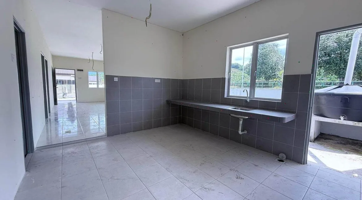 rumah-berkembar-setingkat-untuk-dijual-residensi-lagenda-tropika-tapah-10