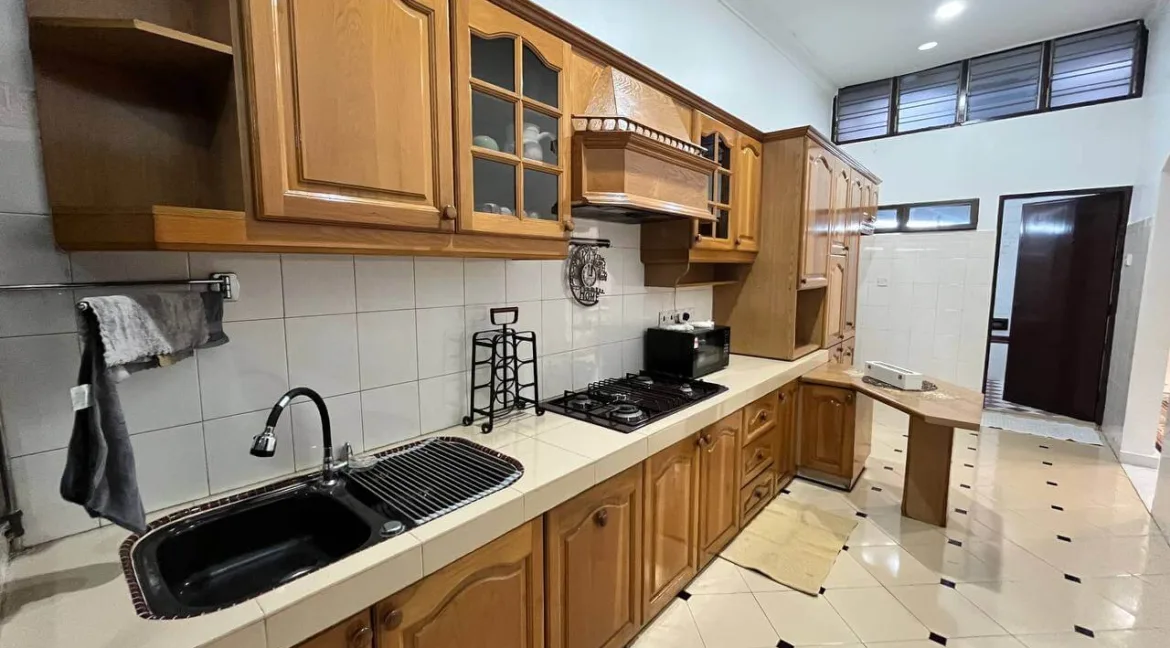 rumah-berkembar-setingkat-untuk-dijual-taman-sin-lok-ipoh-09