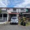 Rumah Teres Dua Tingkat Untuk Dijual di Kampung Bahagia, Teluk Intan, Perak