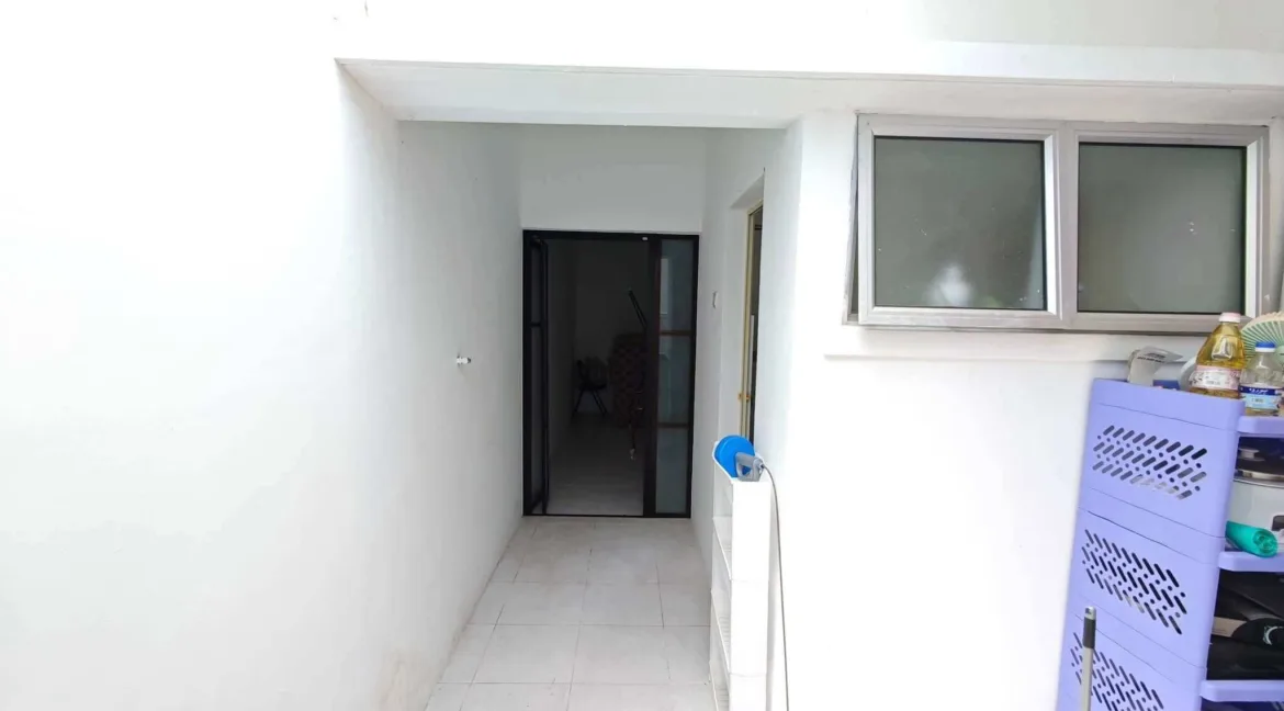 rumah-teres-dua-tingkat-untuk-dijual-seri-iskandar-perak-tengah-09