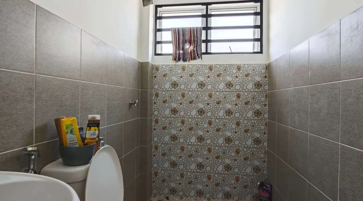 rumah-teres-dua-tingkat-untuk-dijual-seri-iskandar-perak-tengah-12