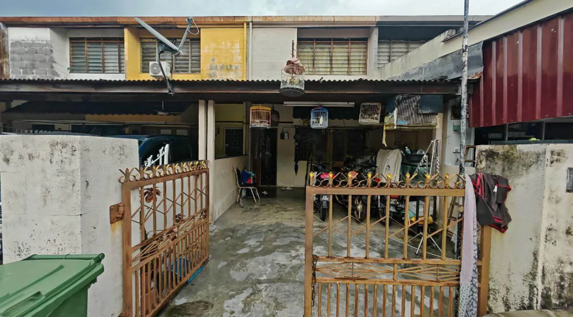 Rumah teres dua tingkat untuk dijual di Taman Maju Rapat, Ipoh, Perak