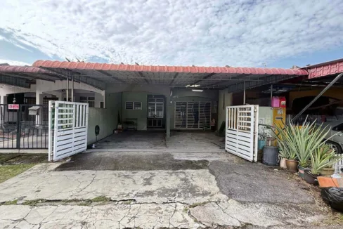 Rumah teres setingkat untuk dijual di Taman Chepor Damai, Chemor, Perak