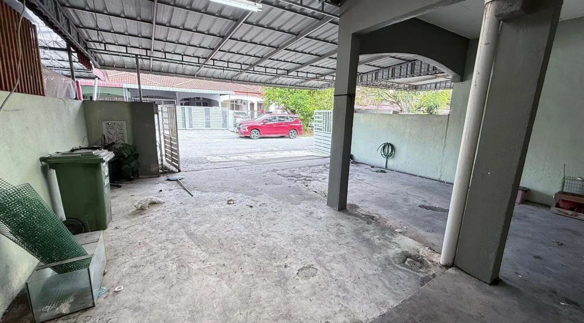 rumah-teres-setingkat-untuk-dijual-taman-chepor-damai-chemor-04