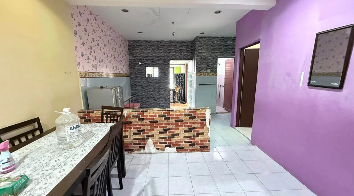 rumah-teres-setingkat-untuk-dijual-taman-chepor-damai-chemor-07