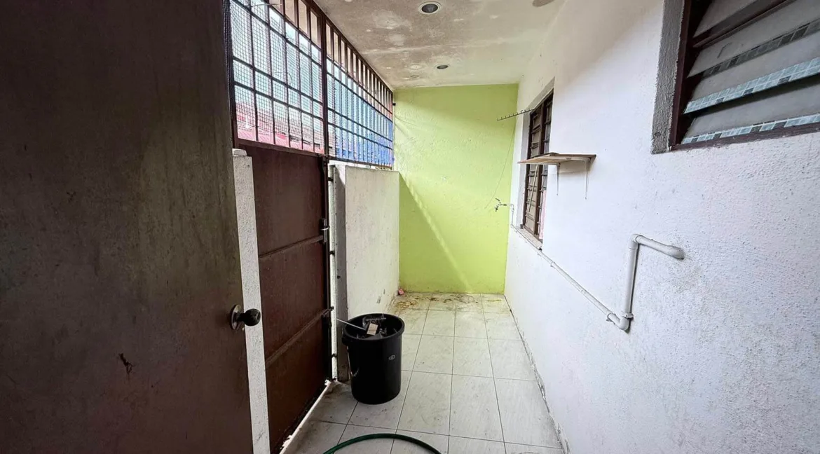 rumah-teres-setingkat-untuk-dijual-taman-chepor-damai-chemor-12