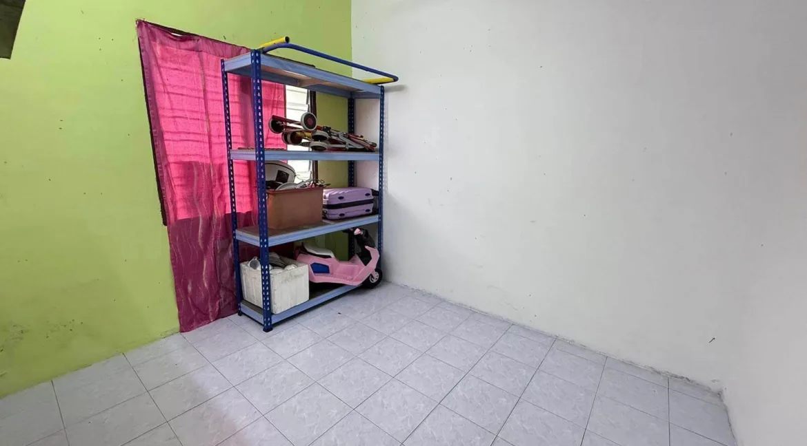 rumah-teres-setingkat-untuk-dijual-taman-chepor-damai-chemor-17