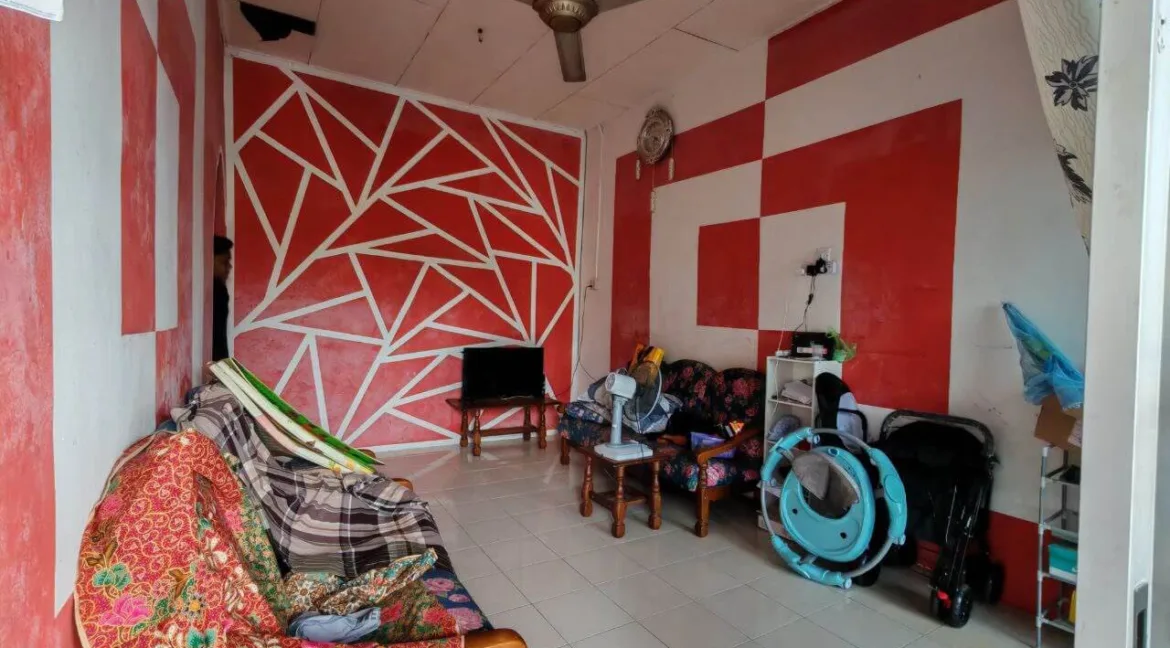rumah-teres-setingkat-untuk-dijual-taman-kledang-sungai-siput-03