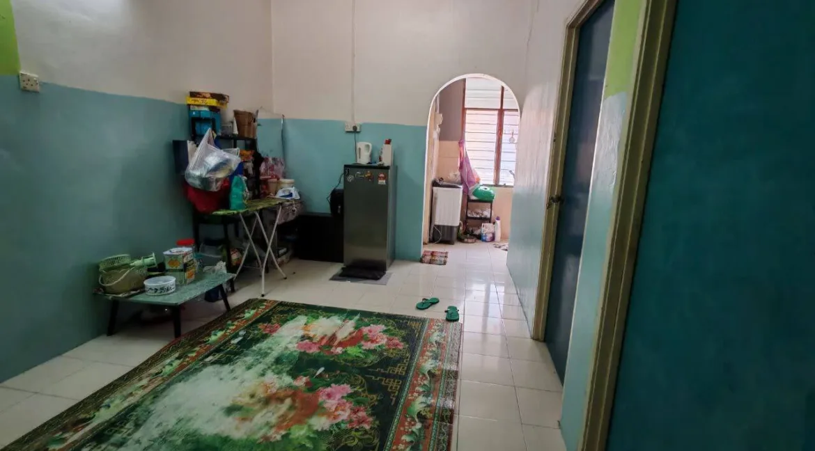 rumah-teres-setingkat-untuk-dijual-taman-kledang-sungai-siput-06