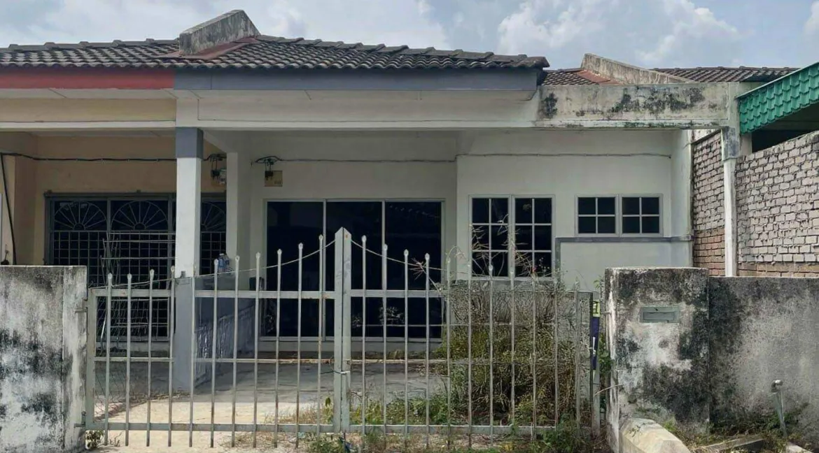 Rumah teres setingkat untuk dijual di Taman Pengkalan Timah, Ipoh, Perak