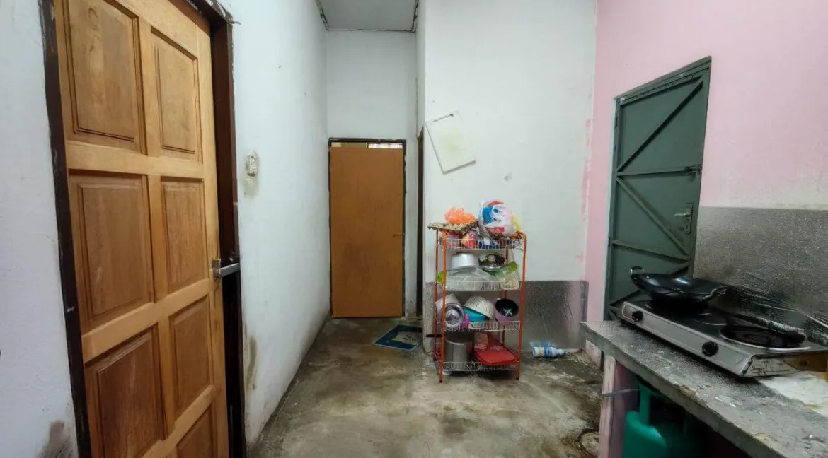 rumah-teres-setingkat-untuk-dijual-taman-seri-mawar-sitiawan-07