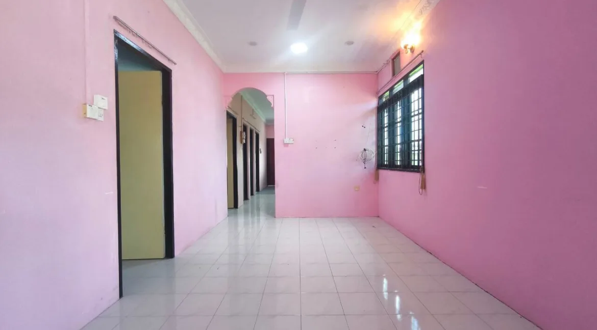 teres-setingkat-corner-lot-untuk-dijual-taman-fasa-2h-seri-manjung-12