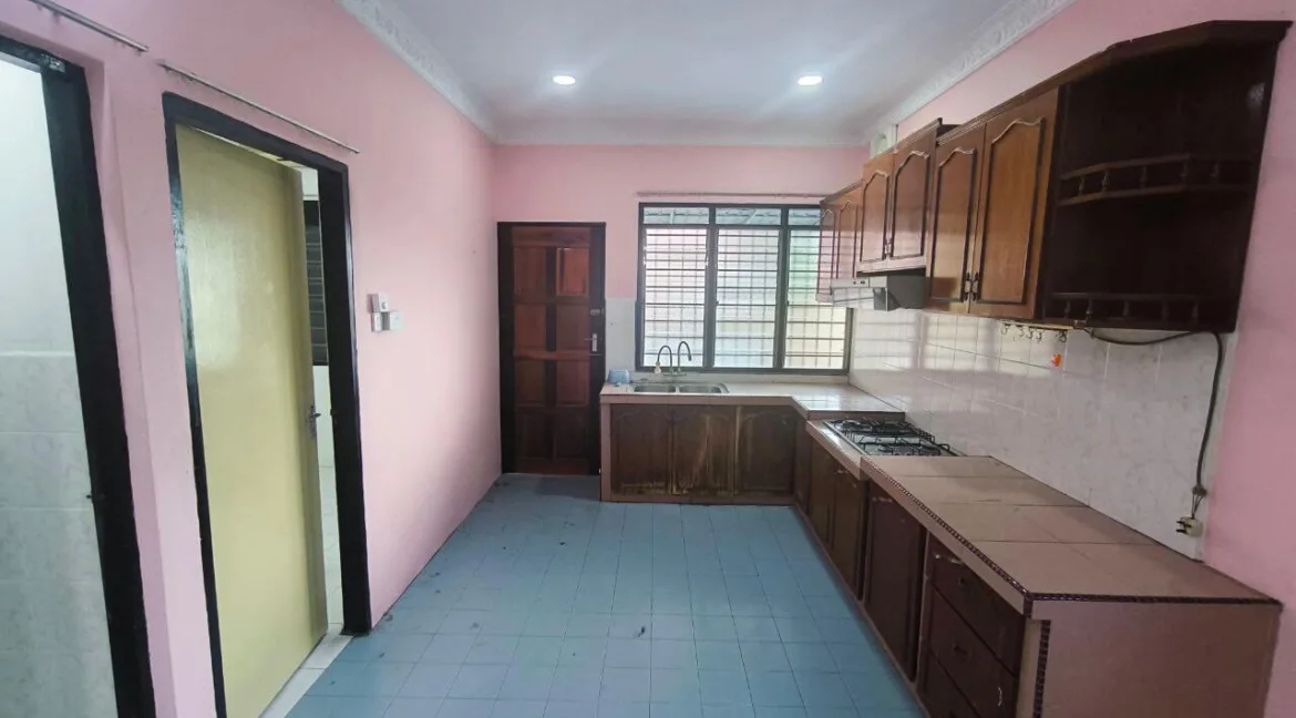 teres-setingkat-corner-lot-untuk-dijual-taman-fasa-2h-seri-manjung-14