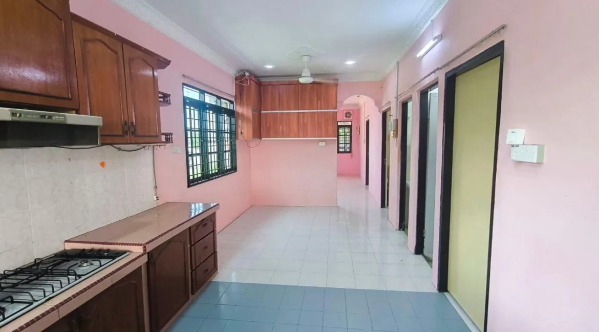 teres-setingkat-corner-lot-untuk-dijual-taman-fasa-2h-seri-manjung-15