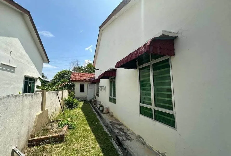 teres-setingkat-end-lot-untuk-dijual-puncak-bougainvillea-kuala-kangsar-04