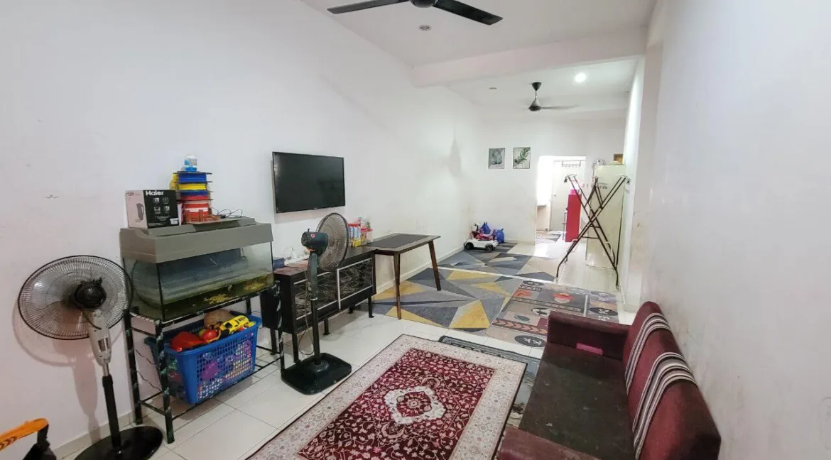 teres-setingkat-end-lot-untuk-dijual-taman-bakti-tapah-perak-07
