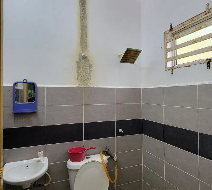 teres-setingkat-end-lot-untuk-dijual-taman-bakti-tapah-perak-11