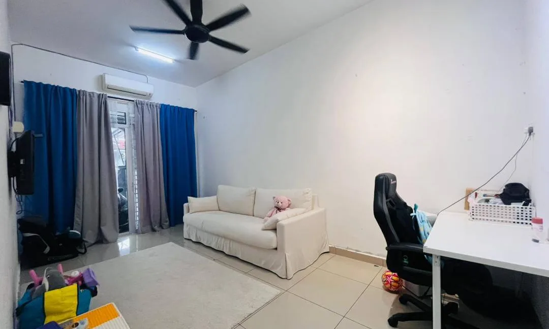 teres-setingkat-untuk-dijual-taman-desa-bernam-indah-hutan-melintang-09