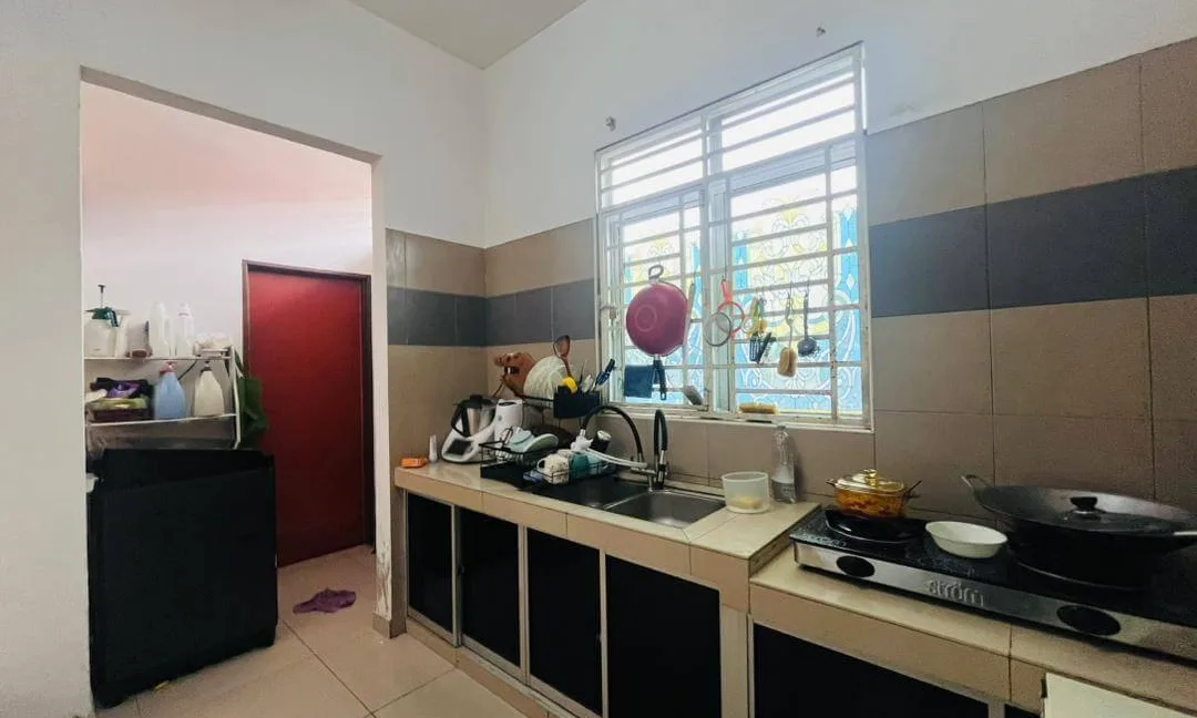 teres-setingkat-untuk-dijual-taman-desa-bernam-indah-hutan-melintang-13