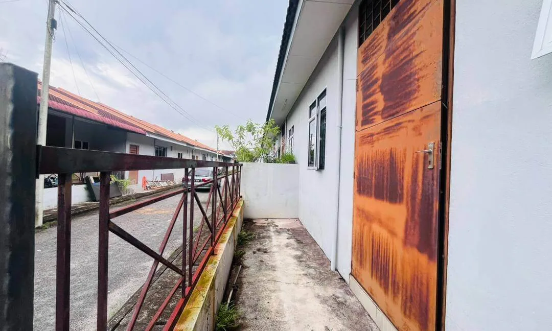 teres-setingkat-untuk-dijual-taman-desa-bernam-indah-hutan-melintang-23