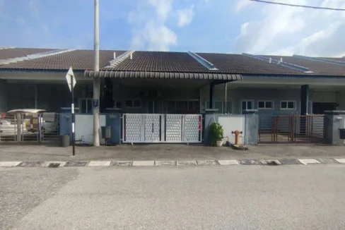 Teres Setingkat untuk dijual di Taman Desa Harmoni, Bota, Perak