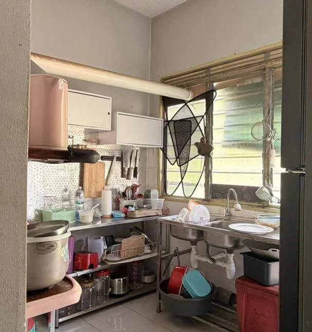 teres-setingkat-untuk-dijual-taman-kledang-2d-sungai-siput-04