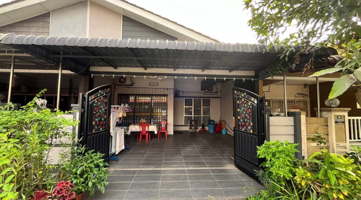 teres-setingkat-untuk-dijual-taman-metro-pengkalan-batu-gajah-04